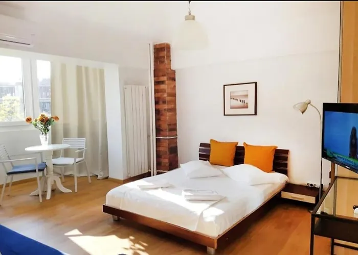 Piata Victoriei Pat Dublu, Canapea Extensibila Apartman *