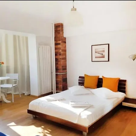 Piata Victoriei Pat Dublu, Canapea Extensibila Apartmán *